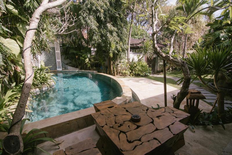 Fotos del hotel Bale Seminyak:  11