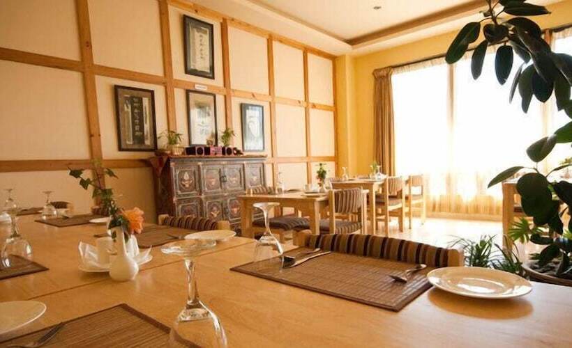 Fotos del hotel Bhutan Suites:  24