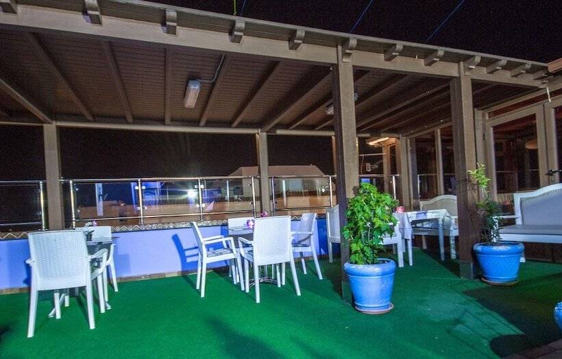 Fotos del hotel Tarek:  7