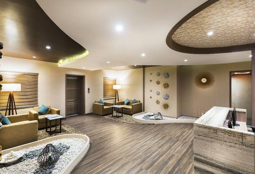 Fotos del hotel The Lotus Hotel Sameera:  2