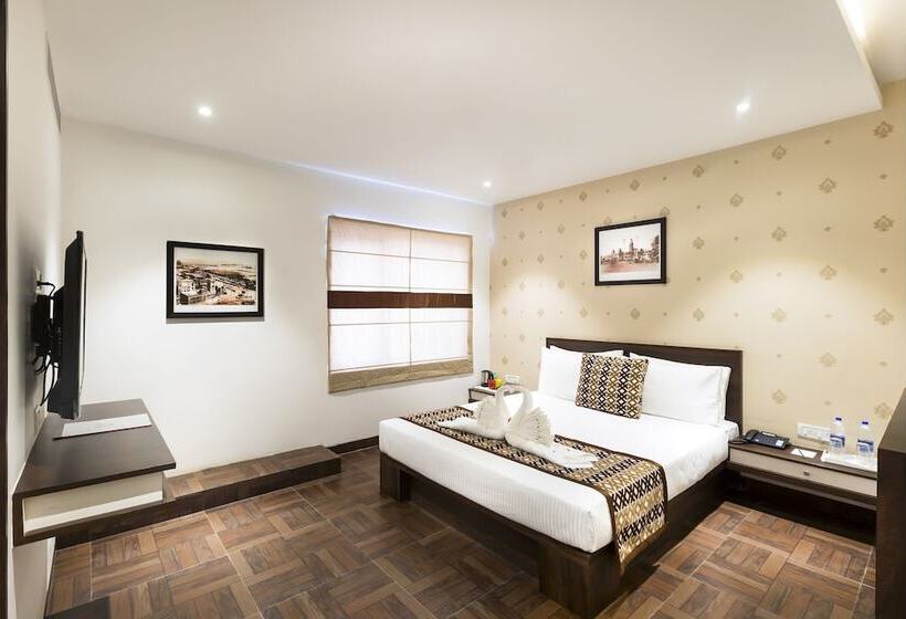 Fotos del hotel The Lotus Hotel Sameera:  8