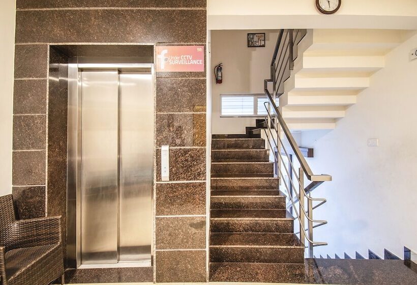 Fotos del hotel Fabhotel Oakwoods Serai:  2