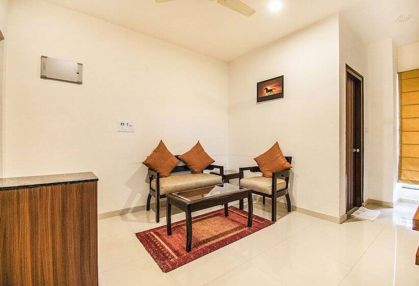 Fotos del hotel Fabhotel Oakwoods Serai:  25