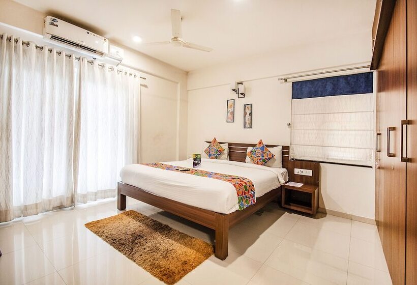 Fabhotel Oakwoods Serai