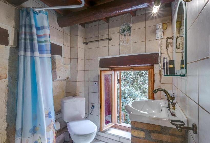 Fotos del hotel Ifigenia By Captain Michalis:  11