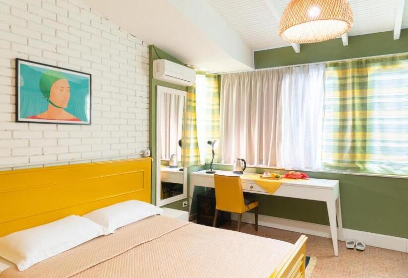 Artistic Tirana Blloku