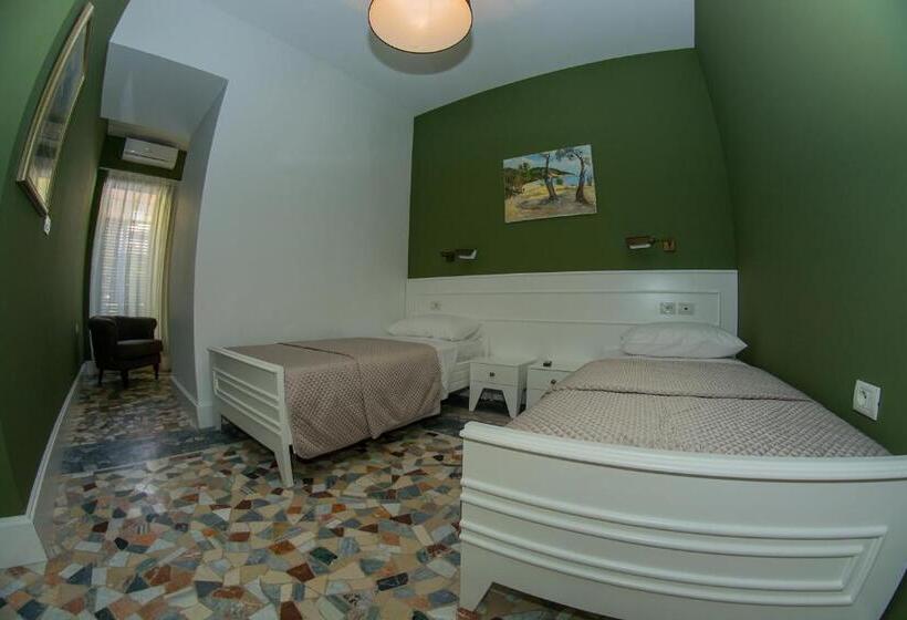 Fotos del hotel Artistic Tirana Blloku:  23