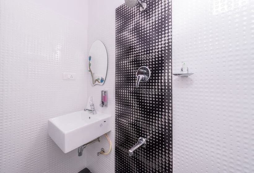 Fotos del hotel Treebo Trend Greenwood Premier Suites:  14