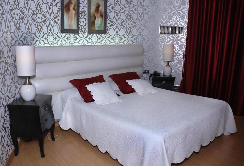 Fotos del hotel Villa De Cacabelos:  18