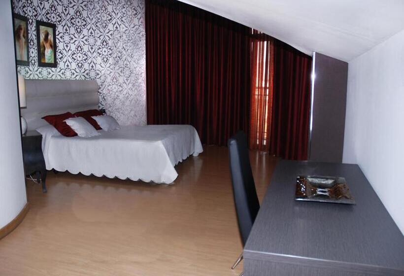 Fotos del hotel Villa De Cacabelos:  13