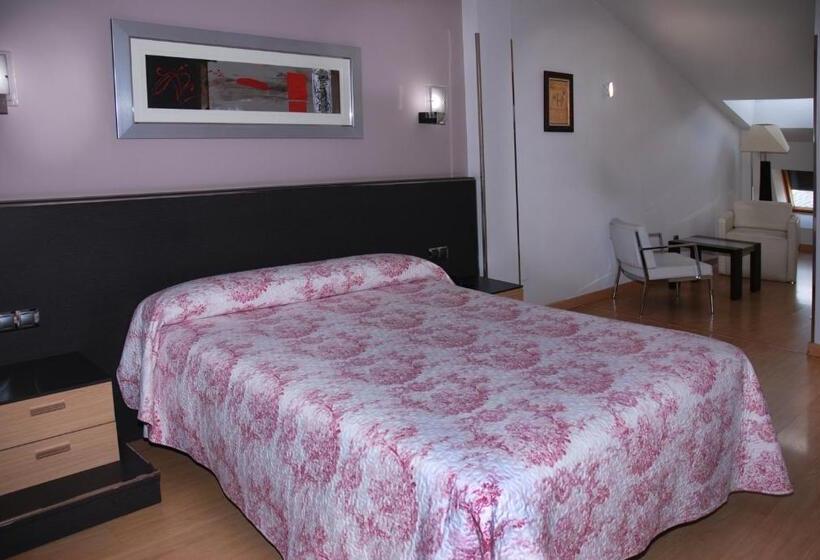 Fotos del hotel Villa De Cacabelos:  19