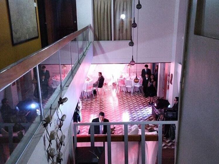 Hostal Los Angeles Amigos Inn