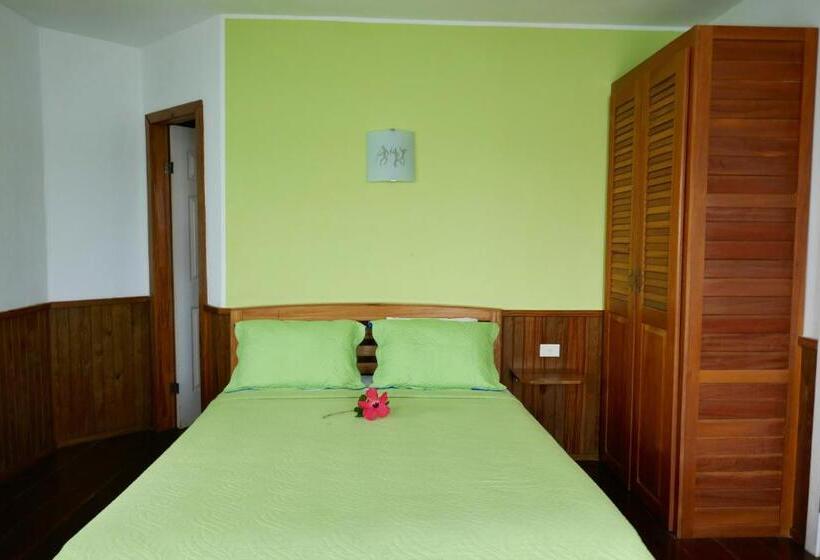 Fotos del hotel Faro Del Colibri:  2