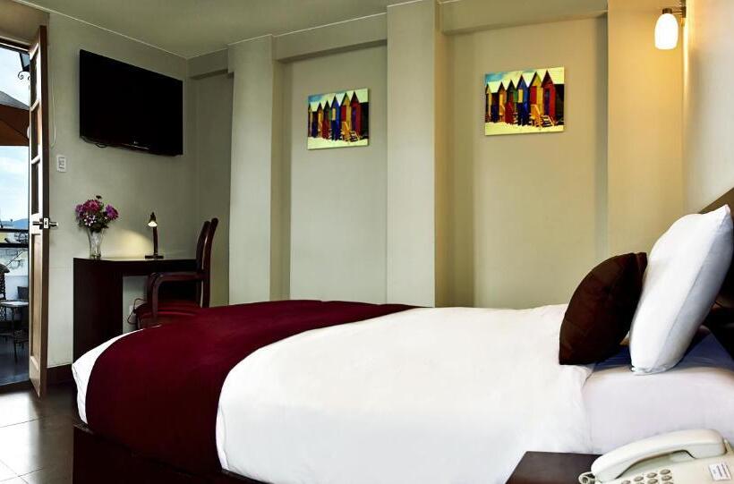 Fotos del hotel Es Riviera Mansion:  22