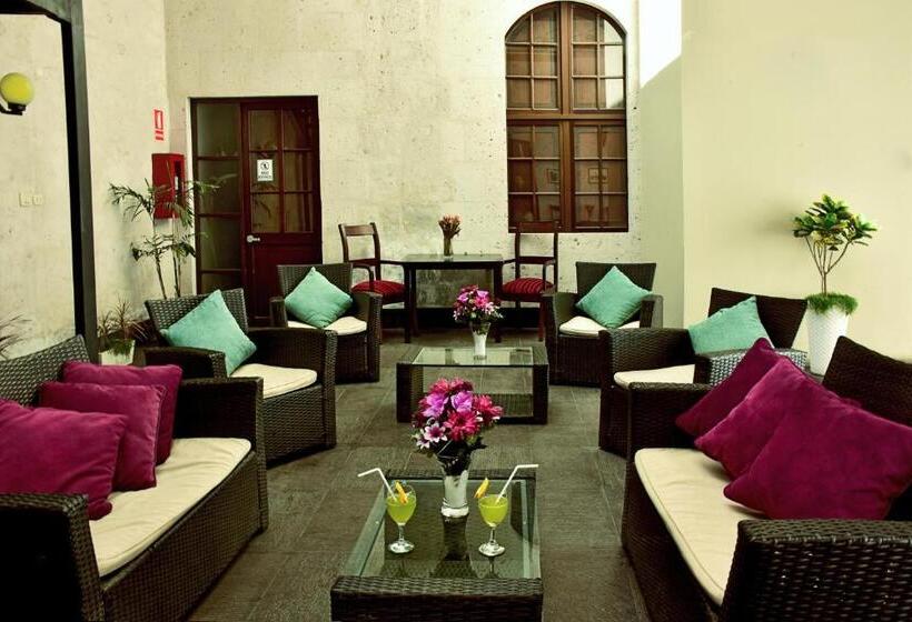 Fotos del hotel Es Riviera Mansion:  10