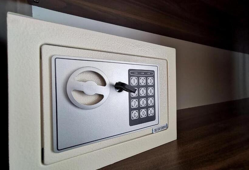 Fotos del hotel Grand Georgian Palace:  7