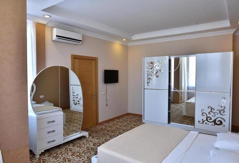 Fotos del hotel Grand Georgian Palace:  20