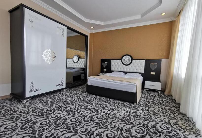 Fotos del hotel Grand Georgian Palace:  21