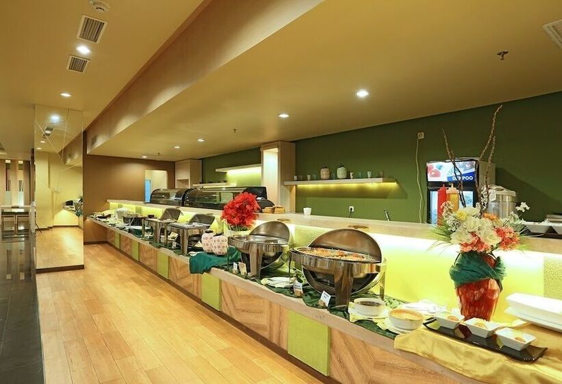 Fotos del hotel Treepark Serviced Apartment Karawang:  9