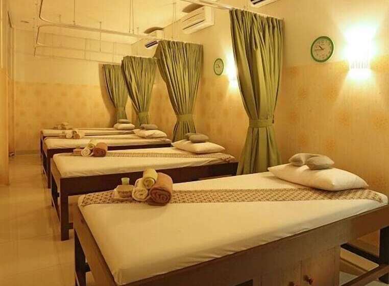 Fotos del hotel Treepark Serviced Apartment Karawang:  22