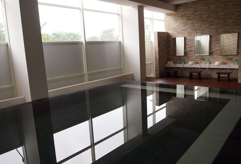 Fotos del hotel Treepark Serviced Apartment Karawang:  2