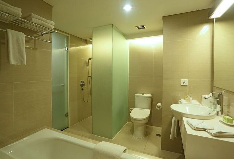 Fotos del hotel Treepark Serviced Apartment Karawang:  21