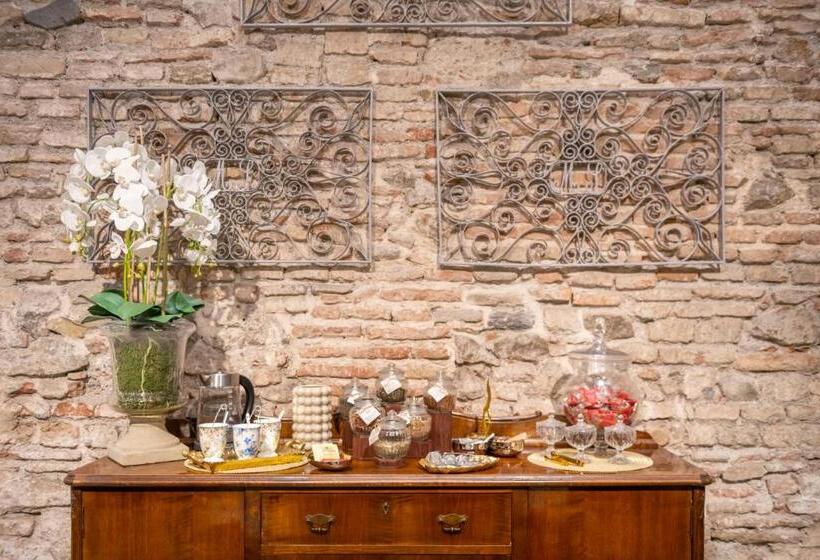 Fotos del hotel Palacete De Alamos:  4