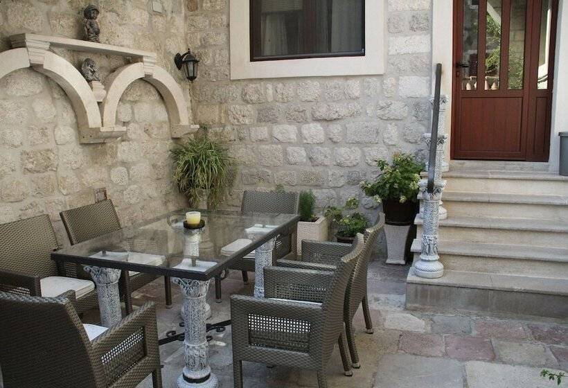 Fotos del hotel Villa Ivana:  18