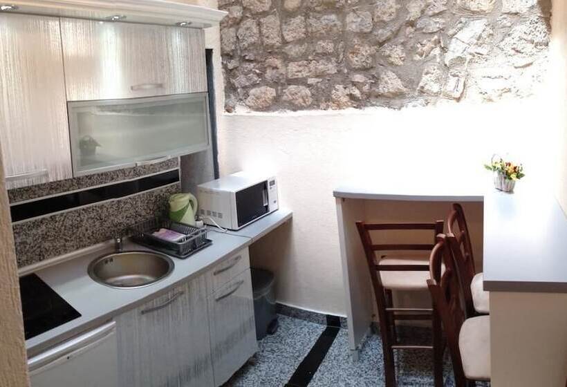 Fotos del hotel Villa Ivana:  3