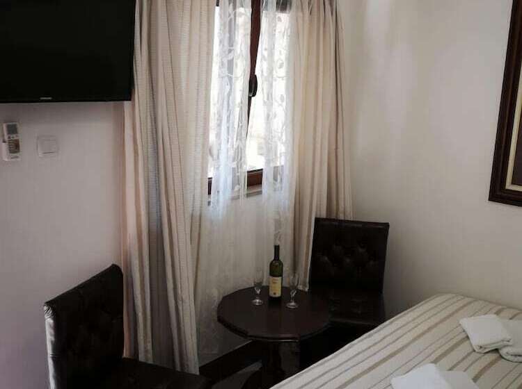 Fotos del hotel Villa Ivana:  19