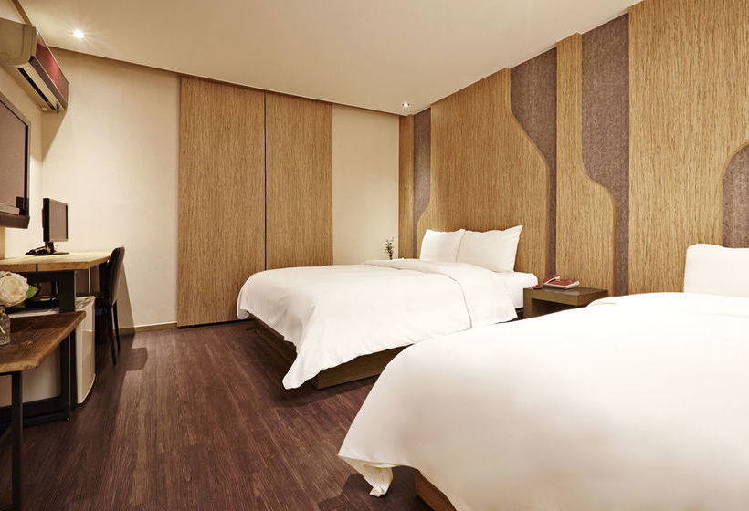 Fotos del hotel E:  4