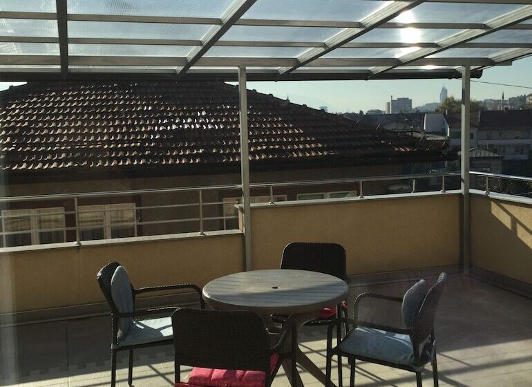 Fotos del hotel Guest House ?iro:  3