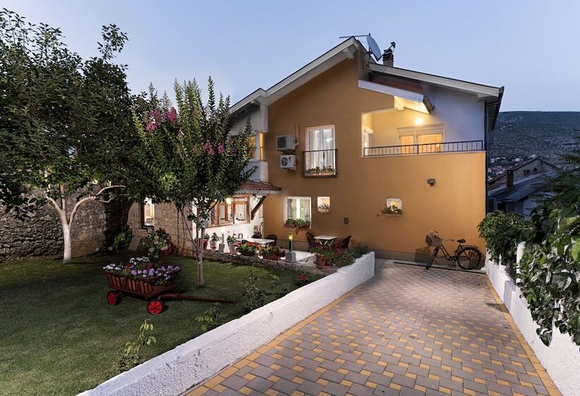 Fotos del hotel Pansion Rose:  3