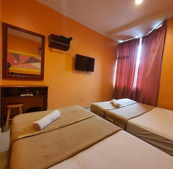 Fotos del hotel Highway Budget:  15