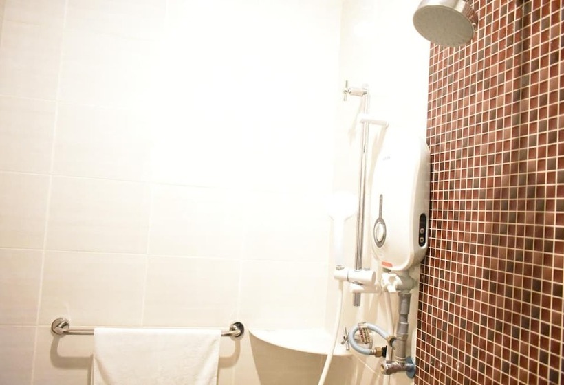 Fotos del hotel Eastville Residence:  4