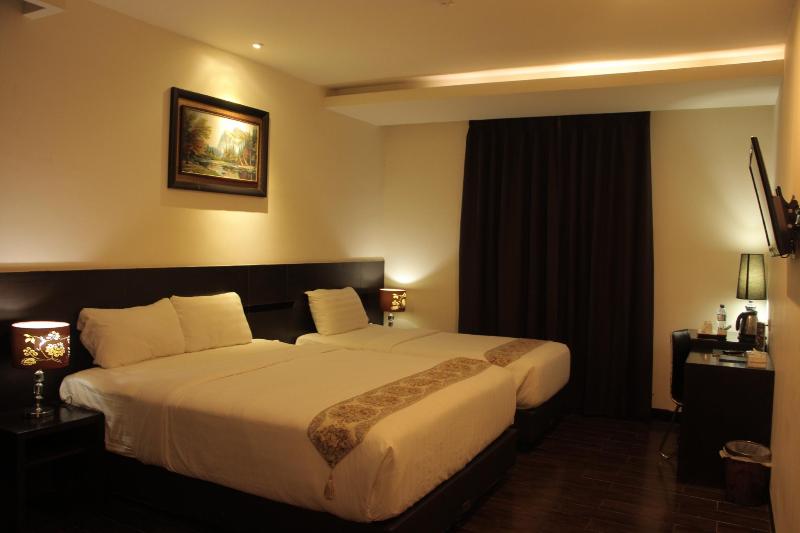 Fotos del hotel Continent Centrepoint Panakkukang:  2