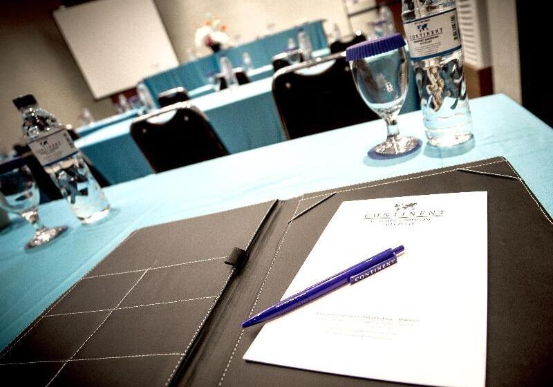 Fotos del hotel Continent Centrepoint Panakkukang:  6