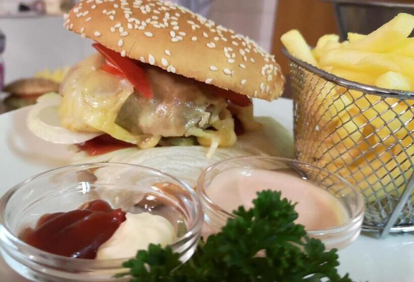 Fotos del hotel Zum Toni:  20