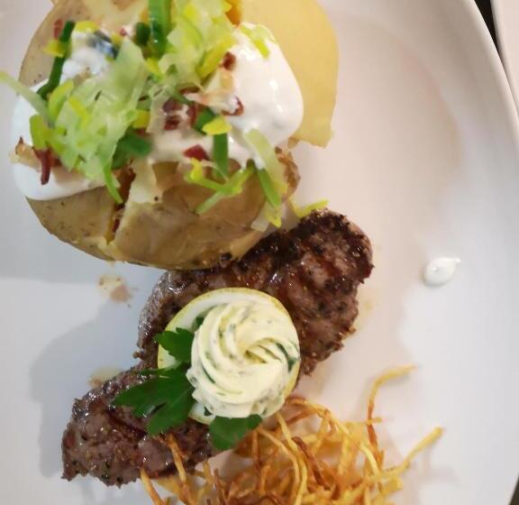 Fotos del hotel Zum Toni:  19