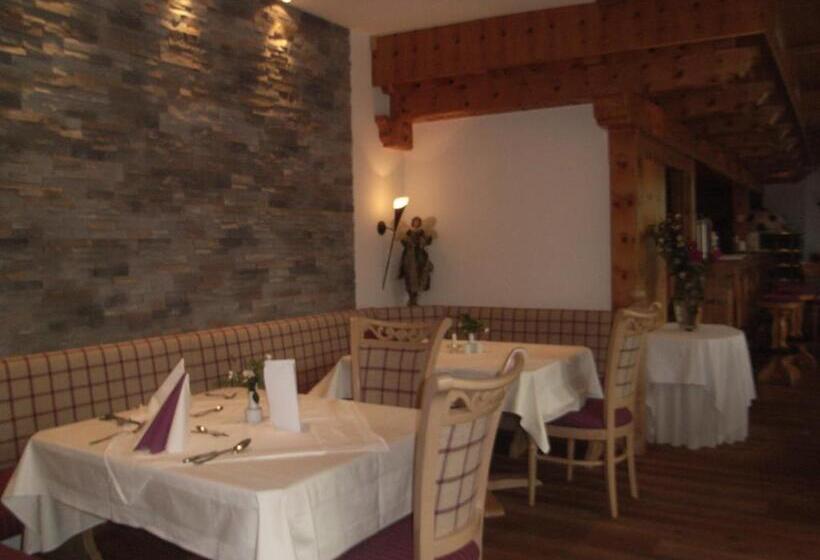 Fotos del hotel Zum Toni:  3