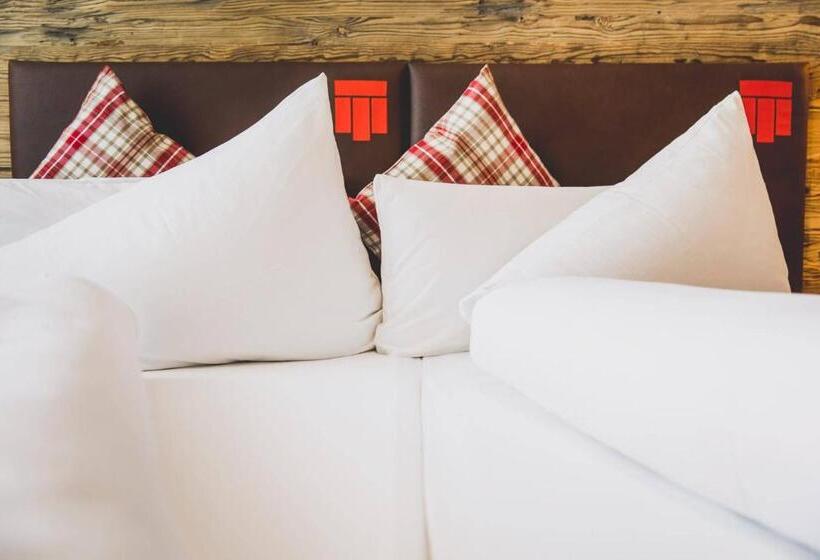 Fotos del hotel Montfort:  24