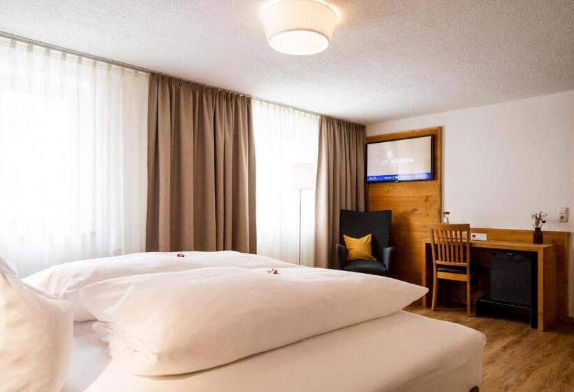 Fotos del hotel Montfort:  5