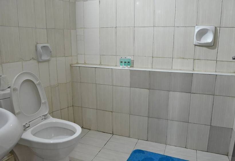 Fotos del hotel Royal City:  4