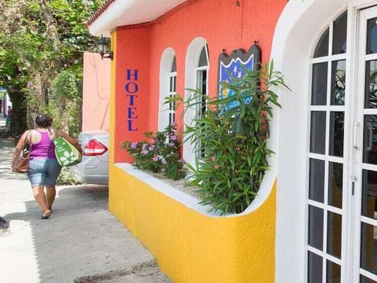 Fotos del hotel El Acuario:  3