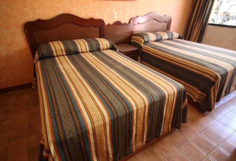 Fotos del hotel Isabel I:  24