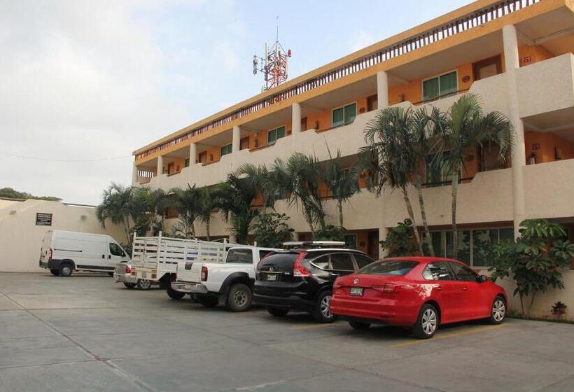 Fotos del hotel Palapa Palace Inn:  9