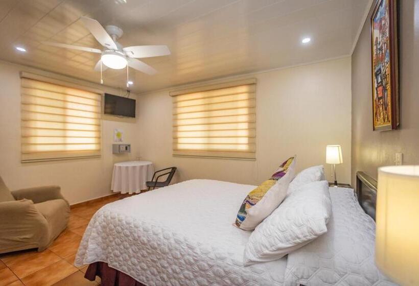 Fotos del hotel El Oasis Hotel Y Restaurante:  13