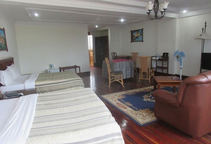 Fotos del hotel The Naura Springs:  25