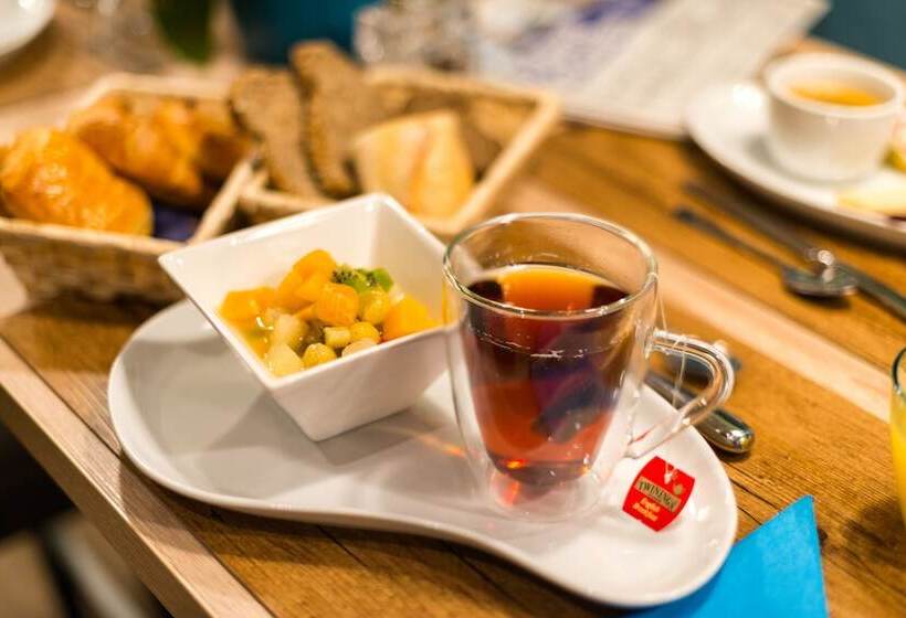 Fotos del hotel Rousseau:  4