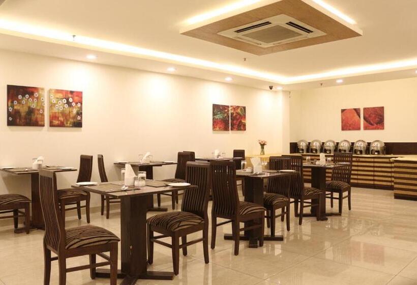 Fotos del hotel Fab Goodwill Gk 1:  10